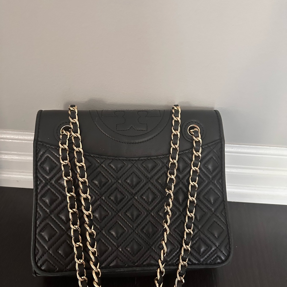 Tory Burch Black Quilted Chain Shoulder Bag